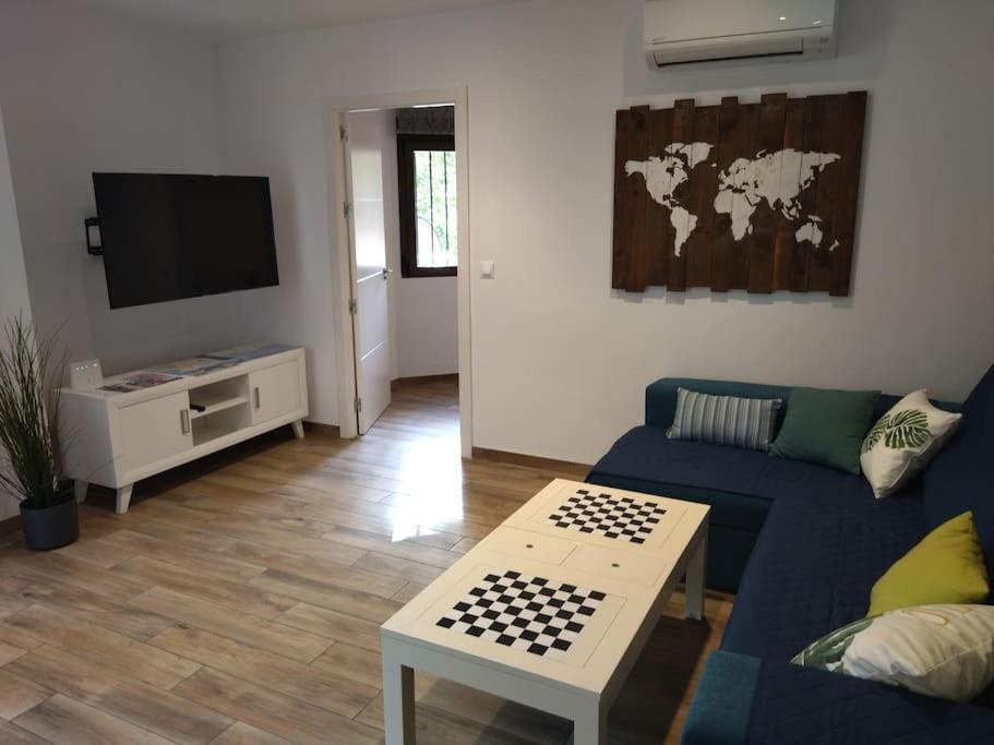 Bonito Piso Recien Reformado Con Zona De Parking Apartment Almunecar Bagian luar foto
