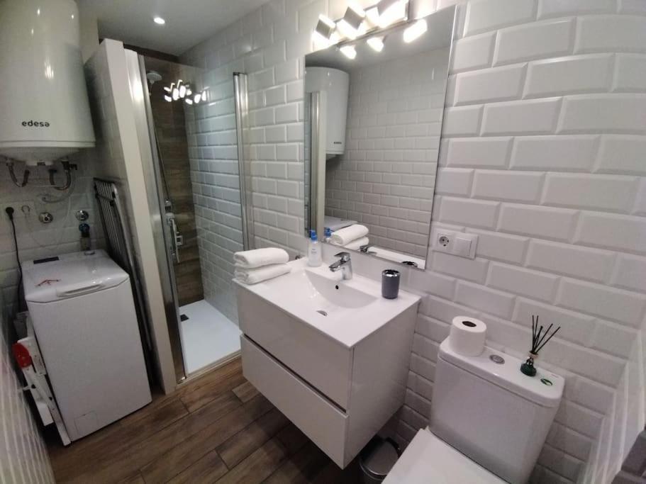 Bonito Piso Recien Reformado Con Zona De Parking Apartment Almunecar Bagian luar foto