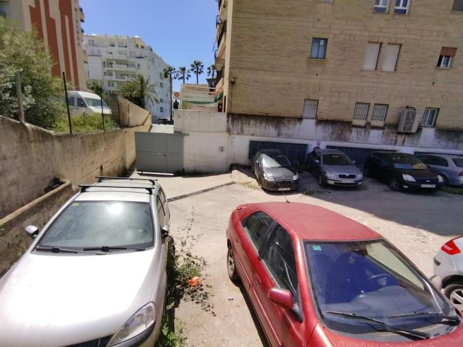 Bonito Piso Recien Reformado Con Zona De Parking Apartment Almunecar Bagian luar foto