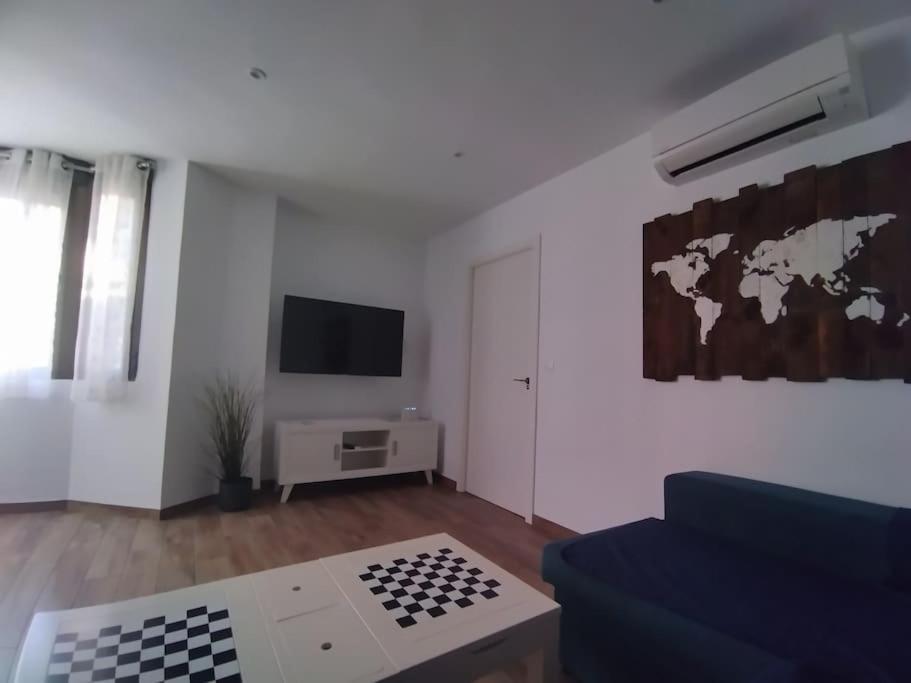 Bonito Piso Recien Reformado Con Zona De Parking Apartment Almunecar Bagian luar foto